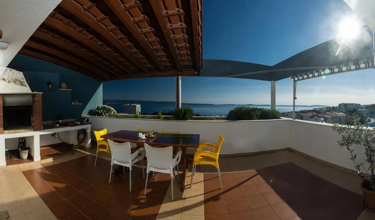 Apartment Horizon Split